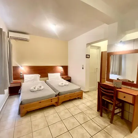 公寓式酒店 Nireas Corfu 3*