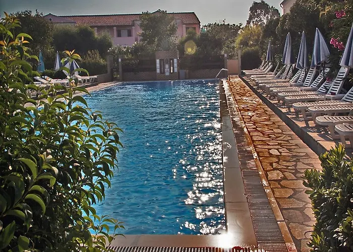 Nireas Corfu 3*
