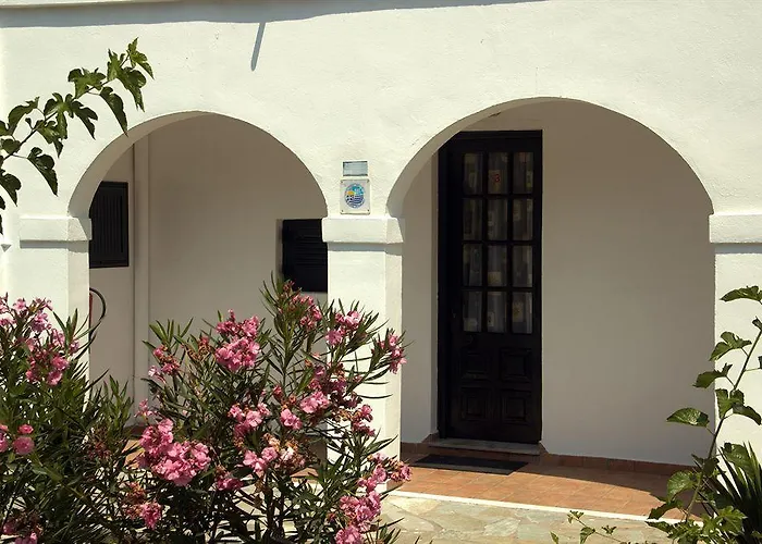 Nireas Corfu 公寓式酒店
