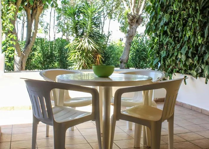 Nireas Corfu 公寓式酒店