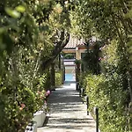 Nireas Corfu Hotel de apartamente 3*