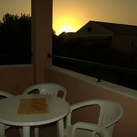 Hotel apartamentowy Nireas Corfu 3*