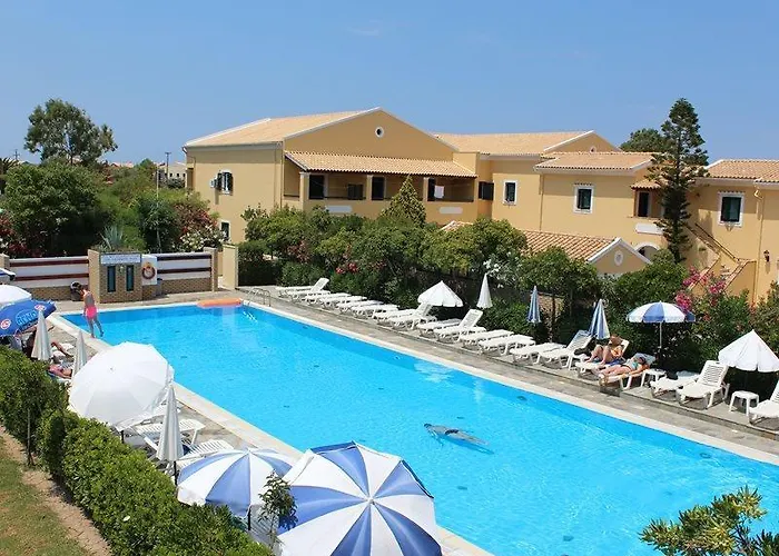 Nireas Corfu Lägenhetshotell Acharavi (Corfu)