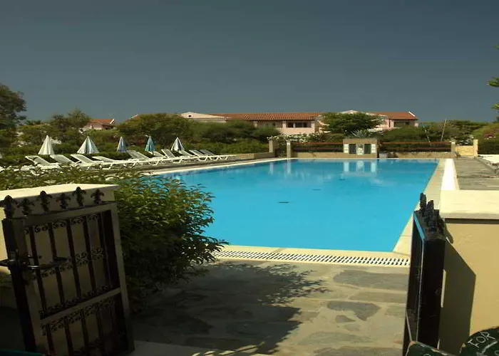 Lägenhetshotell Nireas Corfu 3*