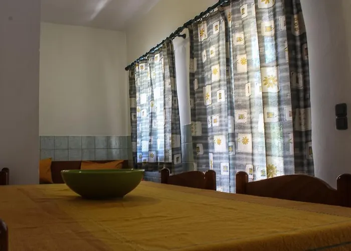 Nireas Corfu Lägenhetshotell