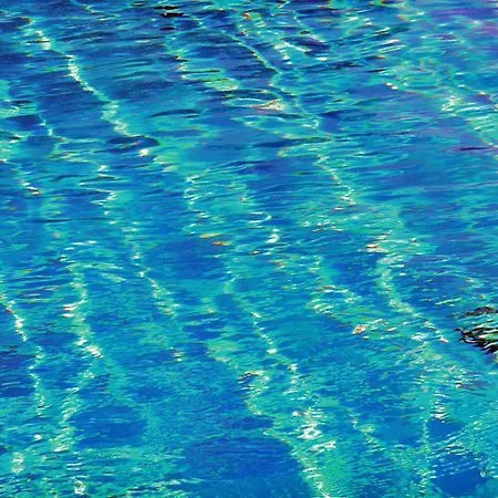 Nireas Corfu 아파트호텔 아카라비