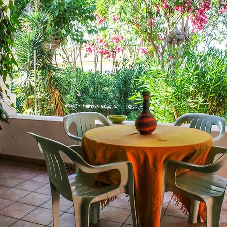 Aparthotel Nireas Corfu