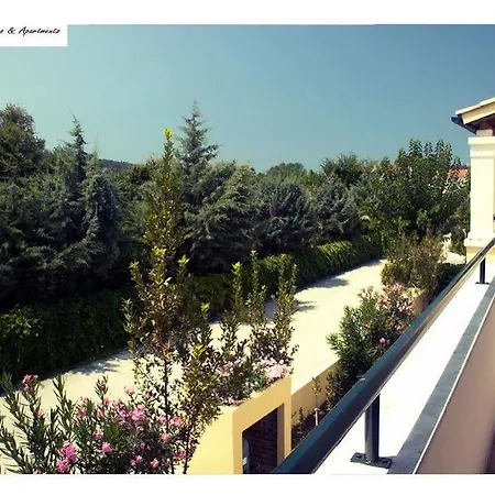 아파트호텔 Nireas Corfu