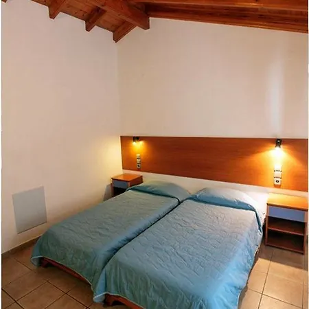 Nireas Corfu Ξενοδοχείο με διαμερίσματα 3*